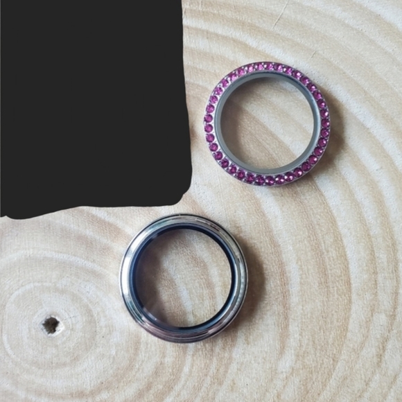 Origami Owl large silver twist locket face - Picture 1 of 3